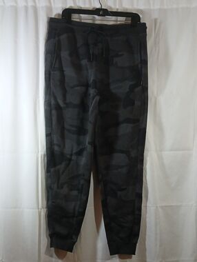 CSG Mens XL Jogger Pants Champs Gray Black Camouflage